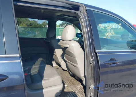 2008 Honda Odyssey Ex-L z USA, uszkodzony, nr VIN 5FNRL38728B063700